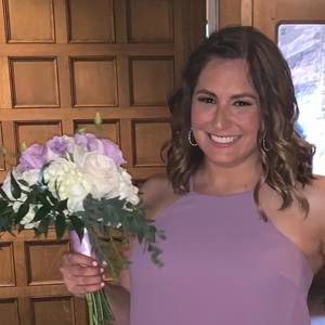 Meet your Posher, Laura